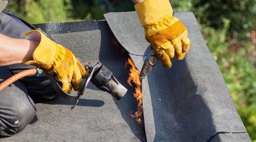 Professional gutter cleaning in Americus, GA